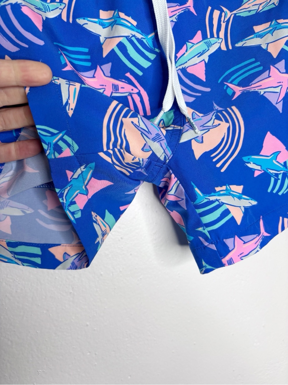 Chubbies Shark Print Pull On Swim Trunks Size Small 8/9 EUC - Picture 4 of 8